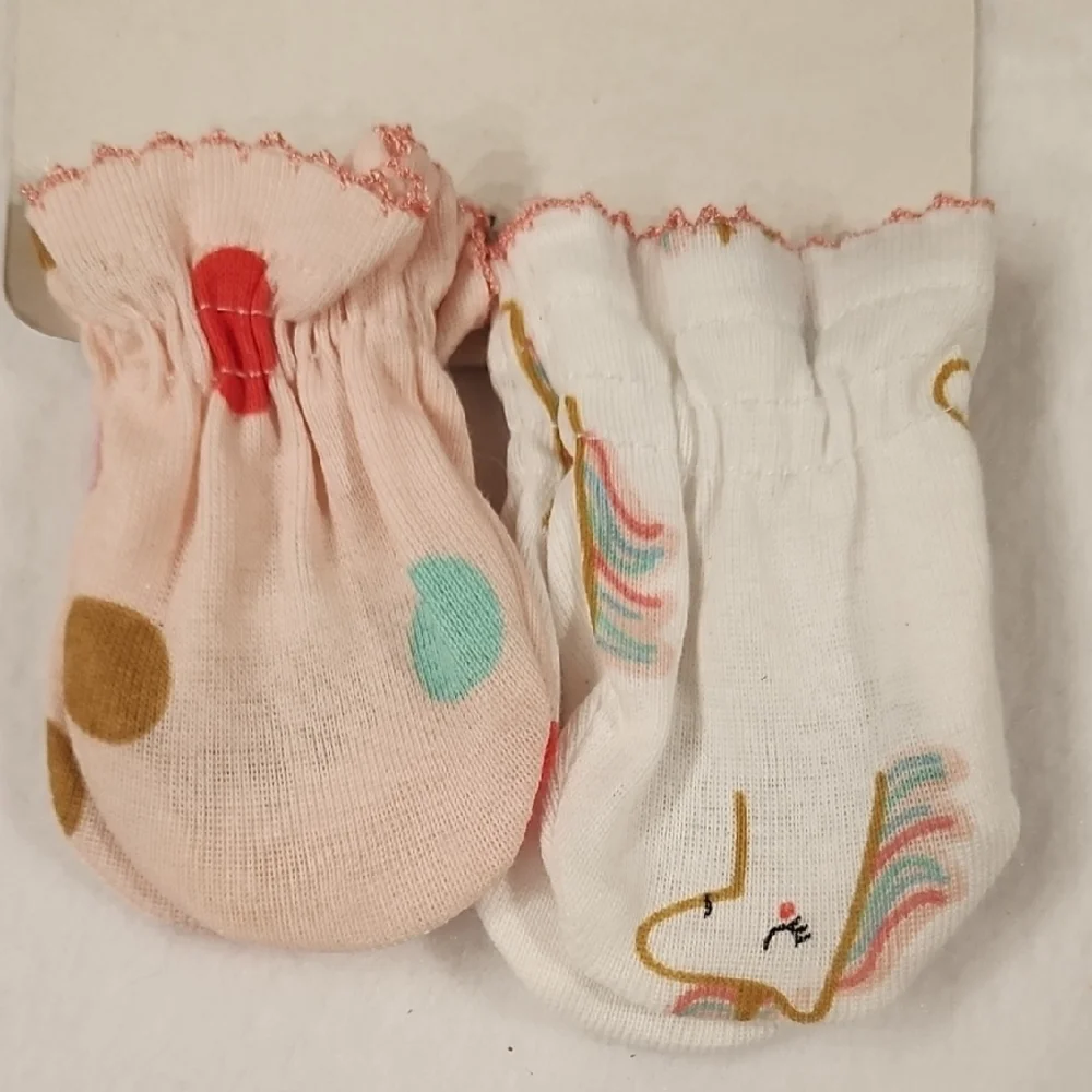 Gerber White and Black Mittens Soft Accessories Size 0-3 Months